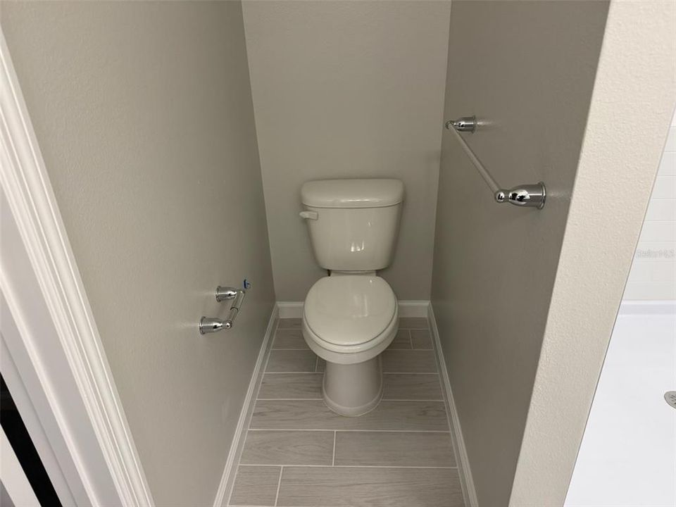 出租: $2,450 (3 贝兹, 2 浴室, 1693 平方英尺)