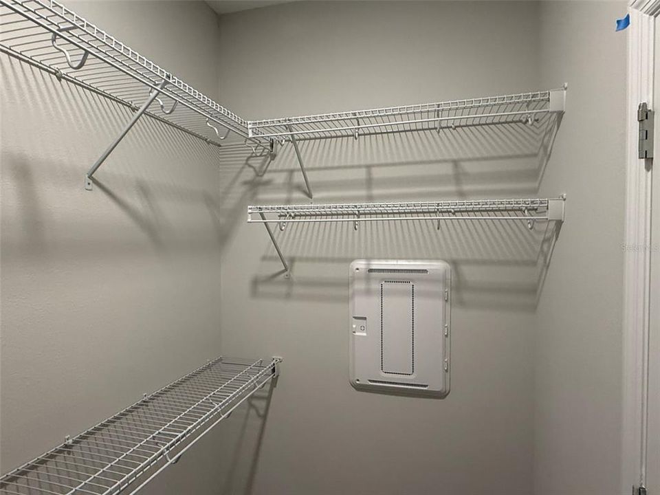 出租: $2,450 (3 贝兹, 2 浴室, 1693 平方英尺)