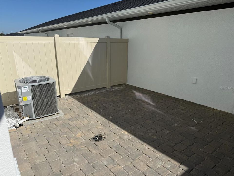 出租: $2,450 (3 贝兹, 2 浴室, 1693 平方英尺)