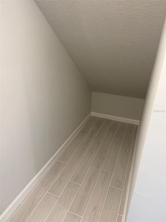 出租: $2,450 (3 贝兹, 2 浴室, 1693 平方英尺)