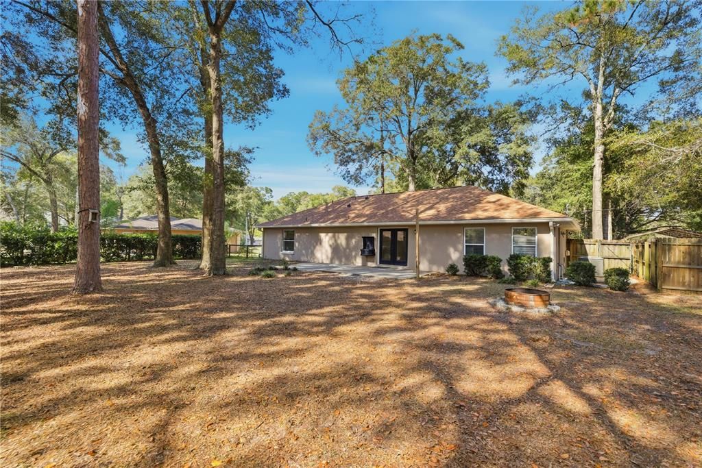 Active With Contract: $289,900 (3 beds, 2 baths, 1692 Square Feet)