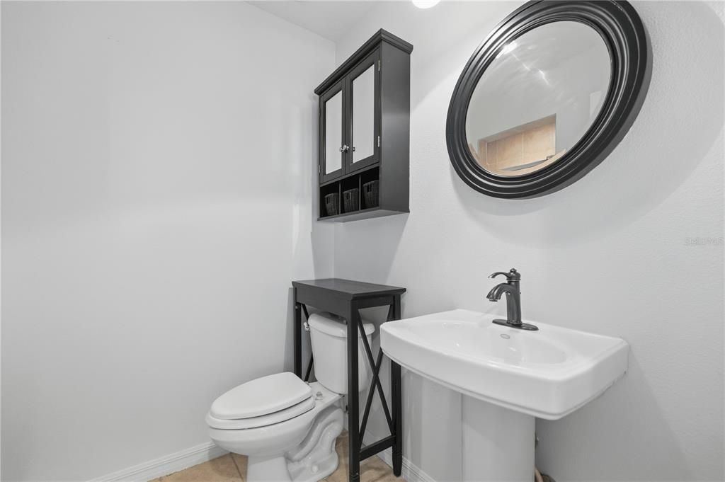 Active With Contract: $289,900 (3 beds, 2 baths, 1692 Square Feet)