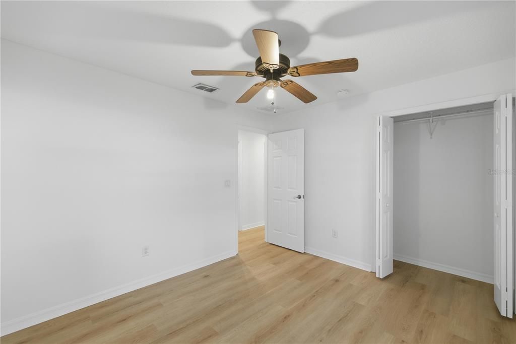 Active With Contract: $289,900 (3 beds, 2 baths, 1692 Square Feet)