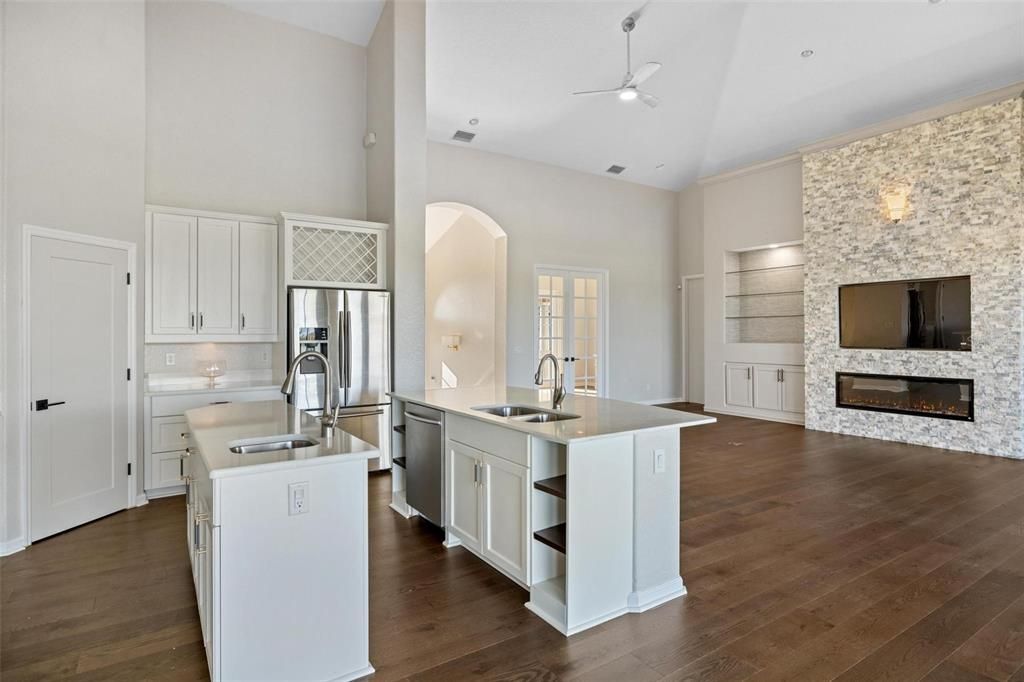 На продажу: $1,545,000 (3 спален, 3 ванн, 2360 Квадратных фут)