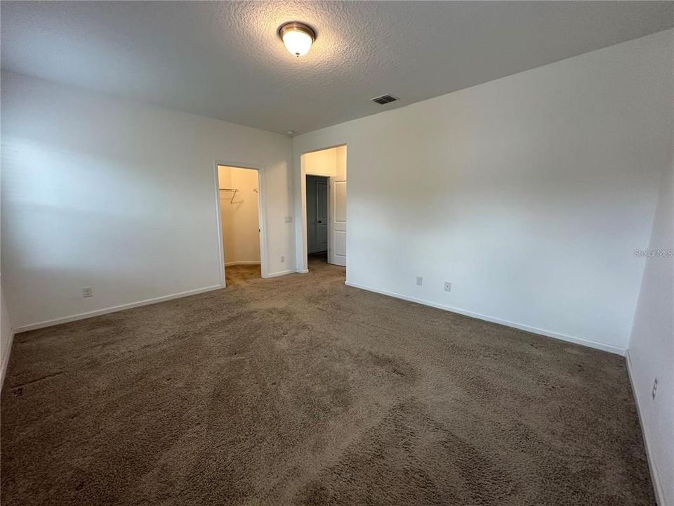 For Rent: $3,600 (4 beds, 3 baths, 2689 Square Feet)