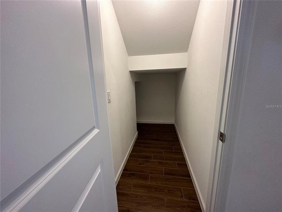 For Rent: $3,600 (4 beds, 3 baths, 2689 Square Feet)