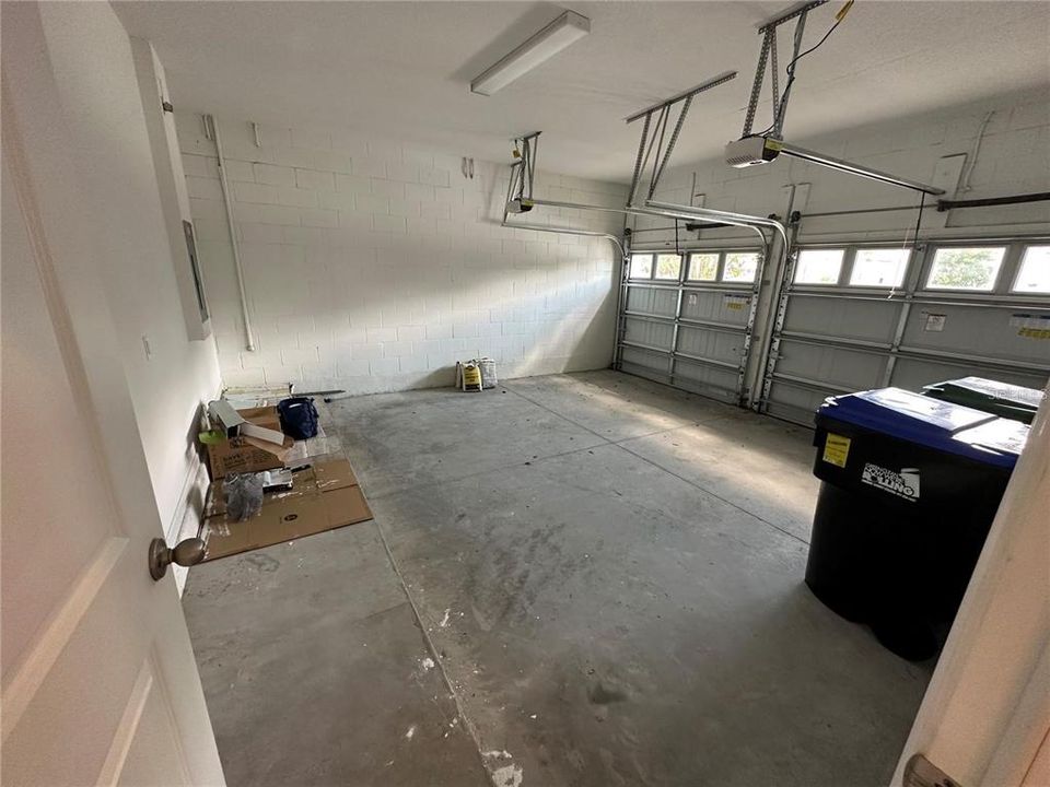 For Rent: $3,600 (4 beds, 3 baths, 2689 Square Feet)