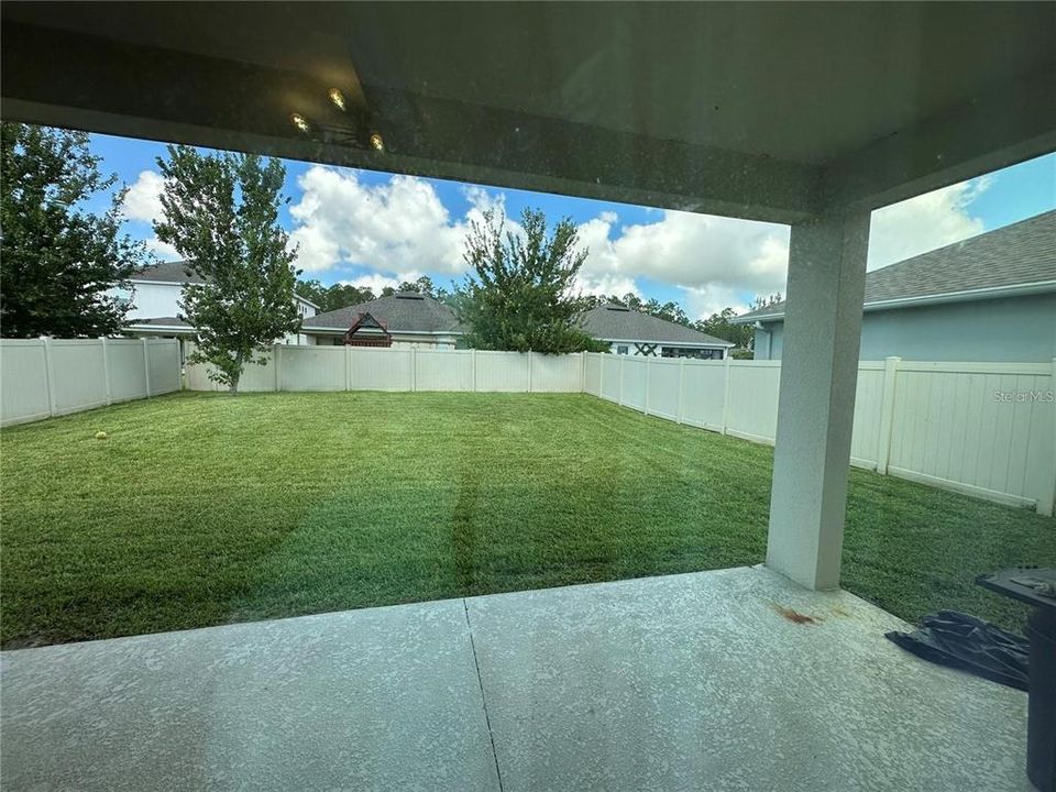 For Rent: $3,600 (4 beds, 3 baths, 2689 Square Feet)