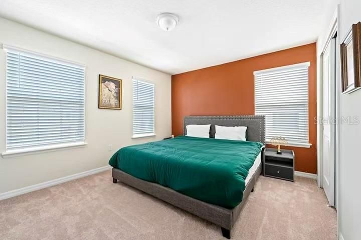 For Sale: $819,000 (10 beds, 8 baths, 4399 Square Feet)