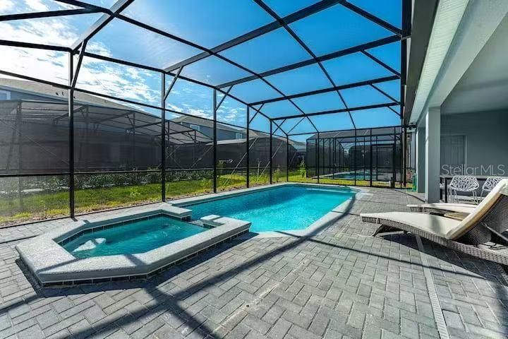 For Sale: $819,000 (10 beds, 8 baths, 4399 Square Feet)