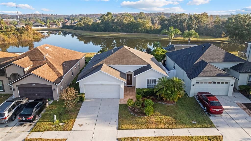 На продажу: $360,000 (3 спален, 2 ванн, 1330 Квадратных фут)