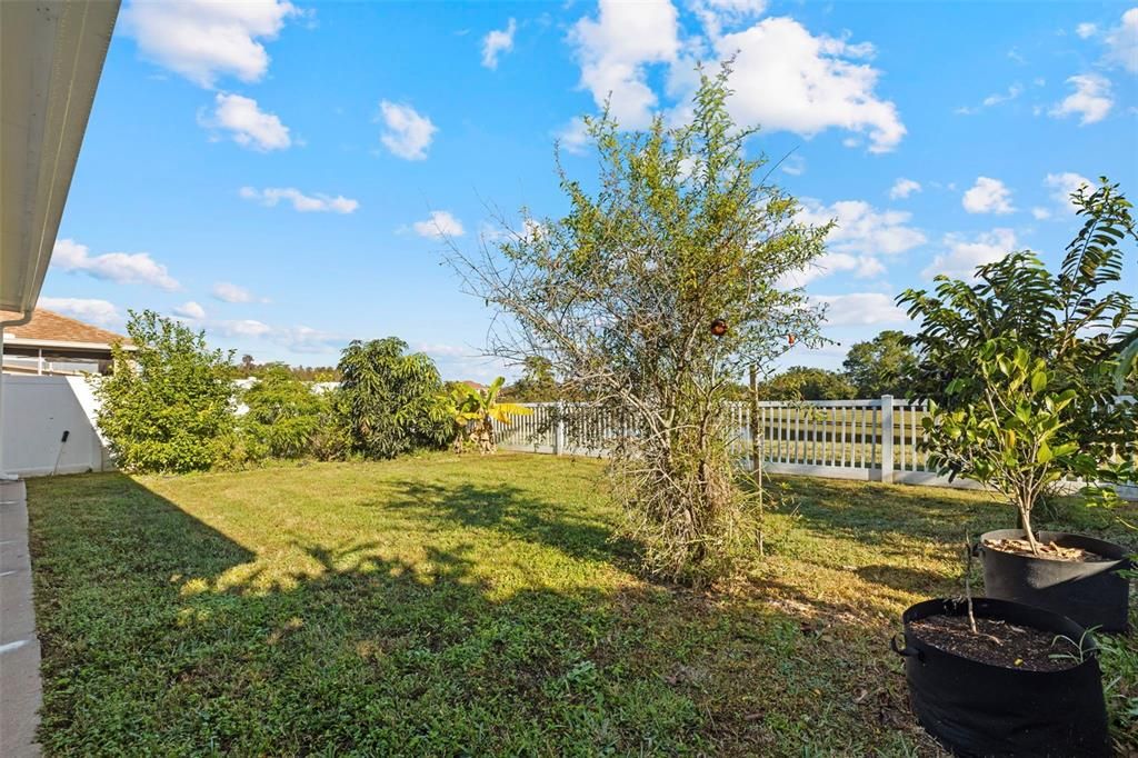 На продажу: $360,000 (3 спален, 2 ванн, 1330 Квадратных фут)