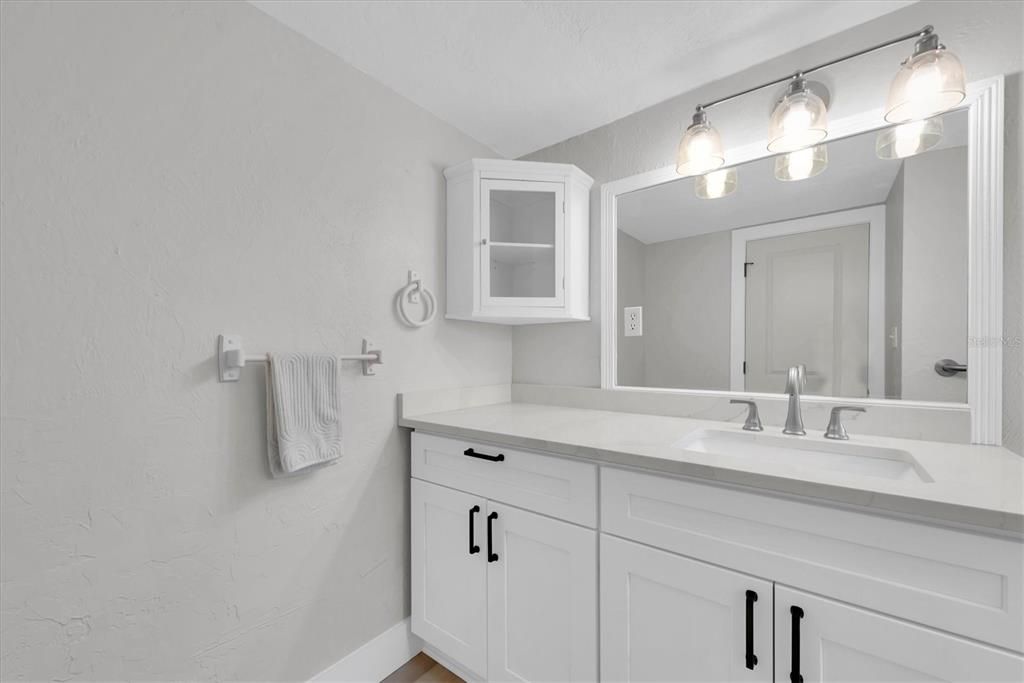 For Sale: $550,000 (3 beds, 2 baths, 1764 Square Feet)