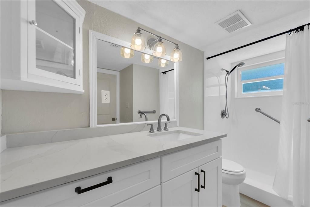 For Sale: $550,000 (3 beds, 2 baths, 1764 Square Feet)