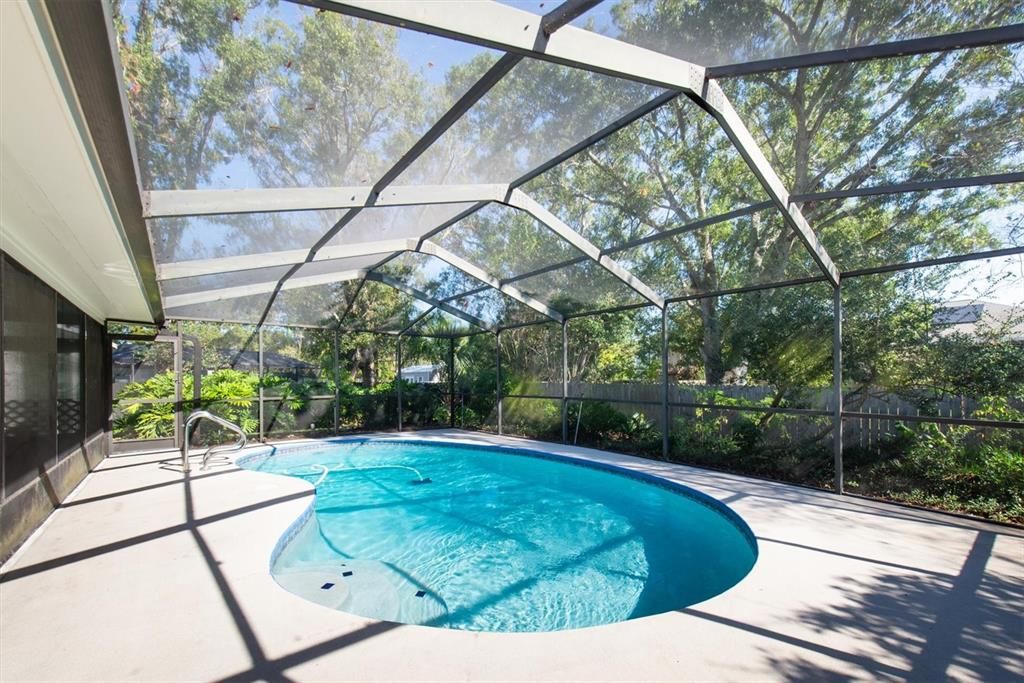 For Sale: $550,000 (3 beds, 2 baths, 1764 Square Feet)