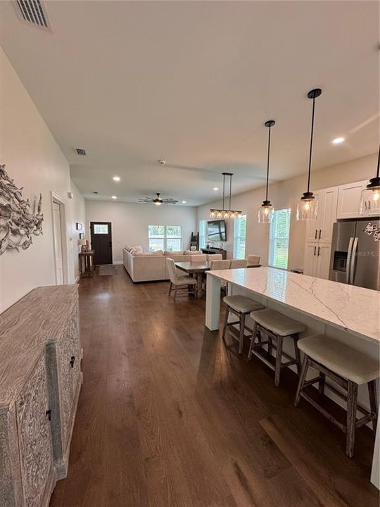 En Venta: $750,000 (2 camas, 2 baños, 1520 Pies cuadrados)