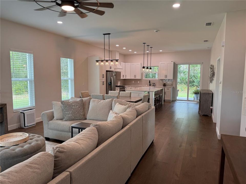 En Venta: $750,000 (2 camas, 2 baños, 1520 Pies cuadrados)