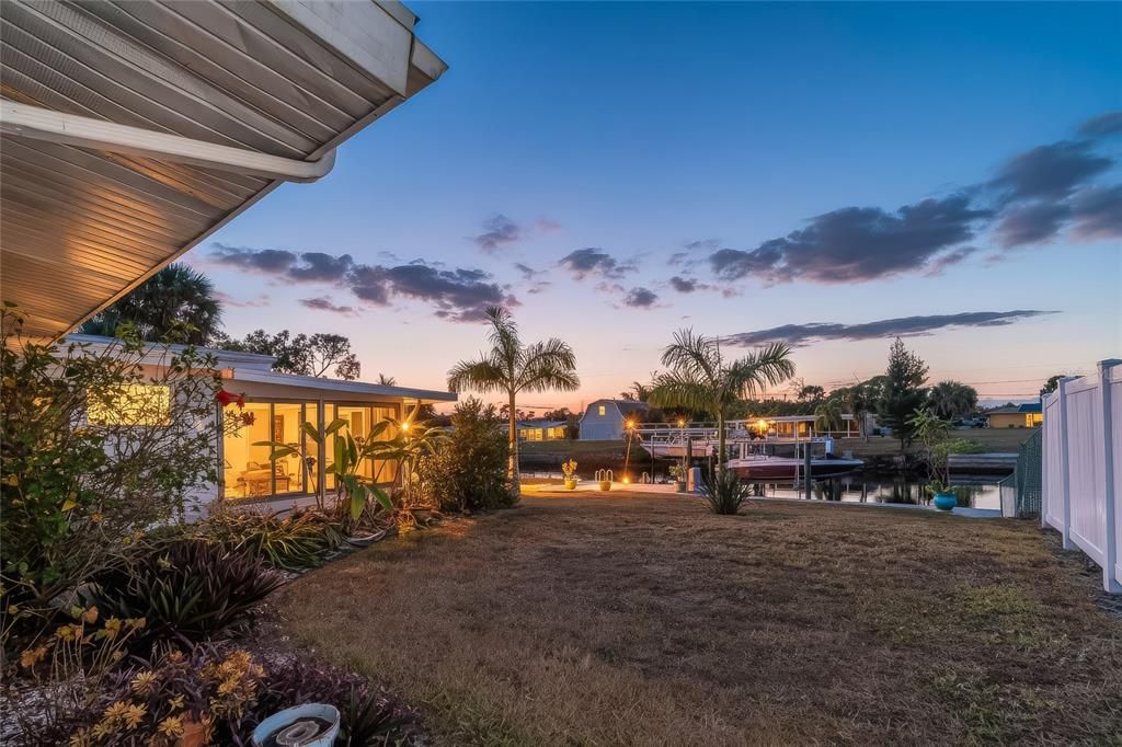 For Sale: $429,000 (3 beds, 2 baths, 1672 Square Feet)