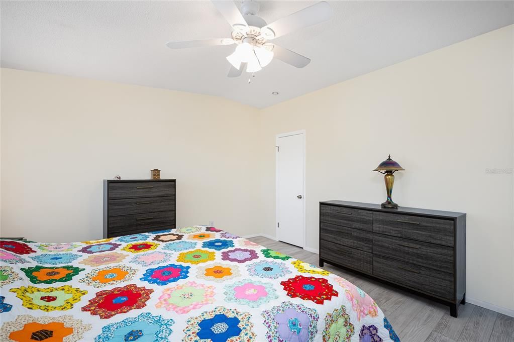 For Sale: $429,000 (3 beds, 2 baths, 1672 Square Feet)