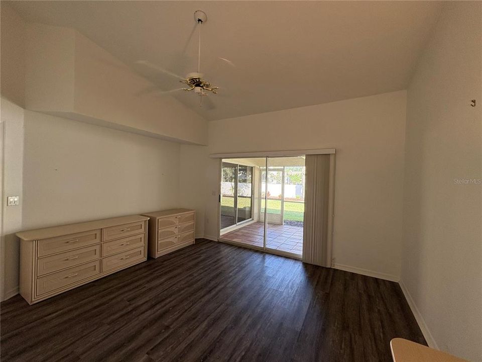 For Sale: $309,000 (3 beds, 2 baths, 1447 Square Feet)