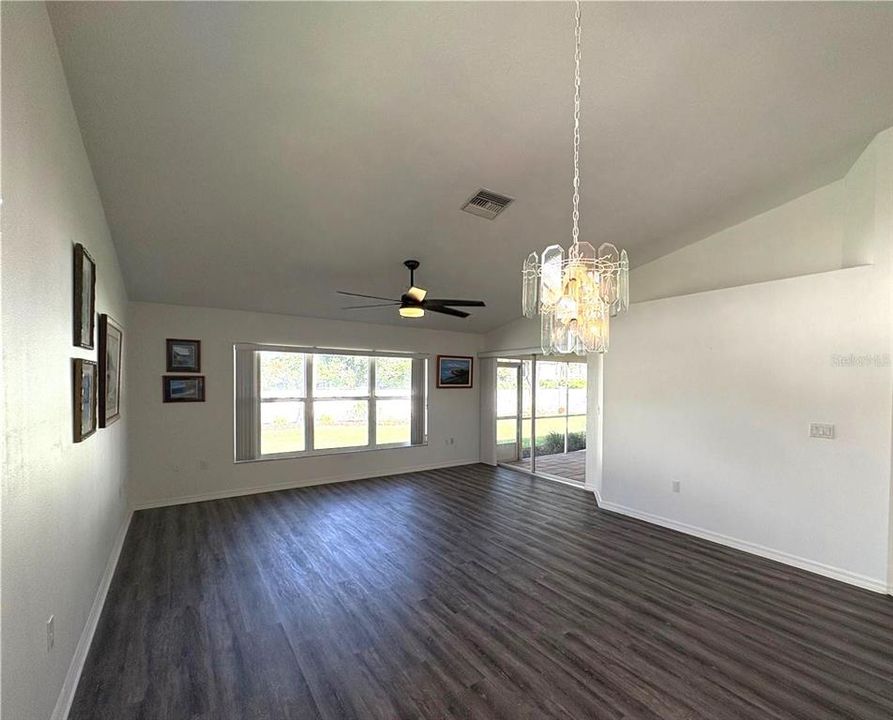 For Sale: $309,000 (3 beds, 2 baths, 1447 Square Feet)