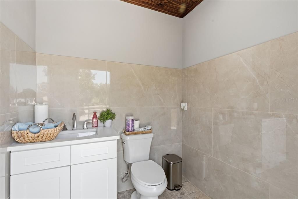 На продажу: $1,349,000 (5 спален, 3 ванн, 3206 Квадратных фут)