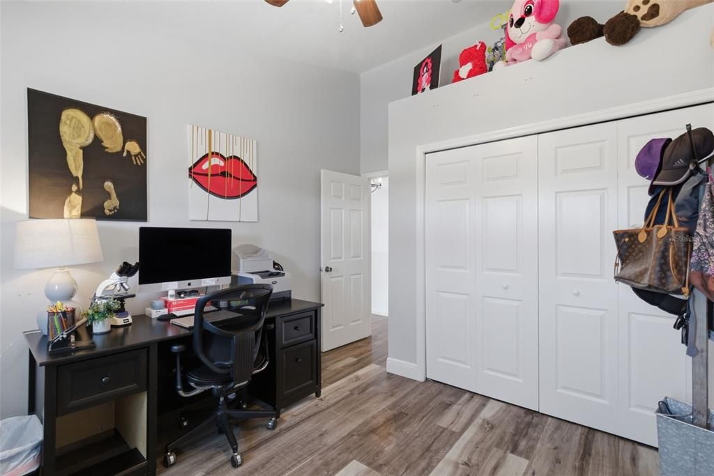 На продажу: $1,349,000 (5 спален, 3 ванн, 3206 Квадратных фут)