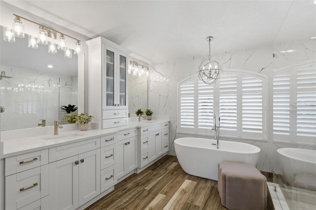 На продажу: $1,349,000 (5 спален, 3 ванн, 3206 Квадратных фут)