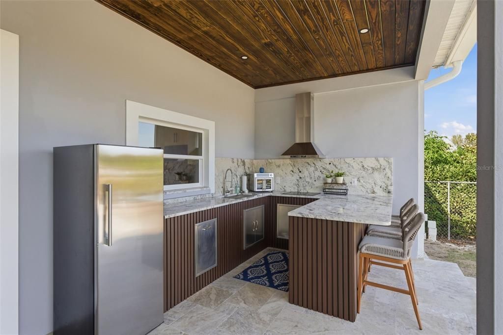 На продажу: $1,349,000 (5 спален, 3 ванн, 3206 Квадратных фут)