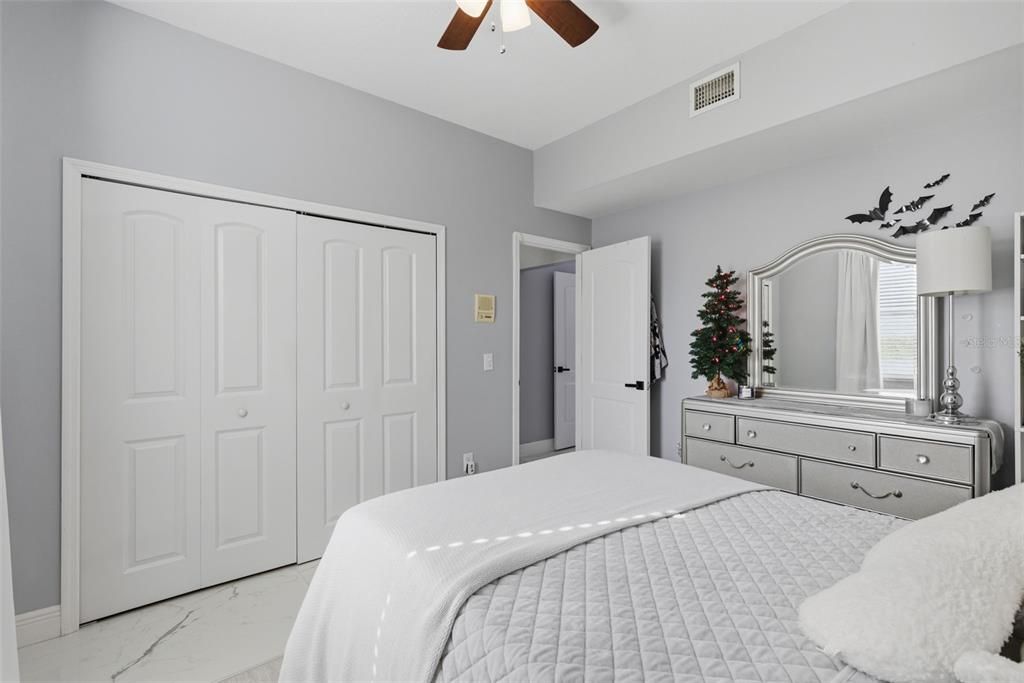 На продажу: $1,349,000 (5 спален, 3 ванн, 3206 Квадратных фут)