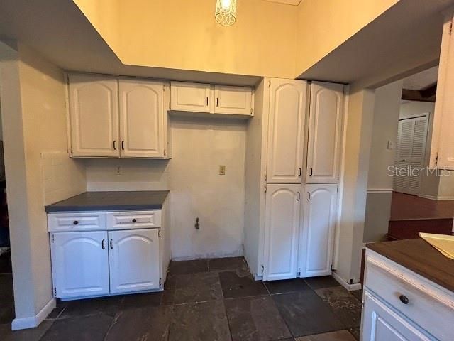 For Sale: $289,000 (3 beds, 2 baths, 1606 Square Feet)