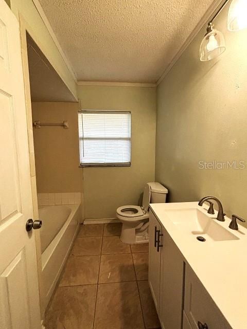 For Sale: $289,000 (3 beds, 2 baths, 1606 Square Feet)