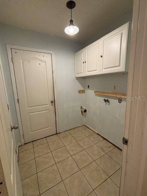 For Sale: $289,000 (3 beds, 2 baths, 1606 Square Feet)