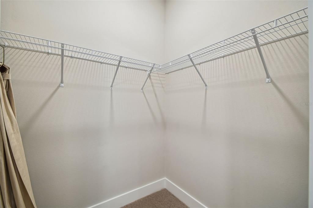 En Venta: $1,199,990 (3 camas, 3 baños, 3087 Pies cuadrados)