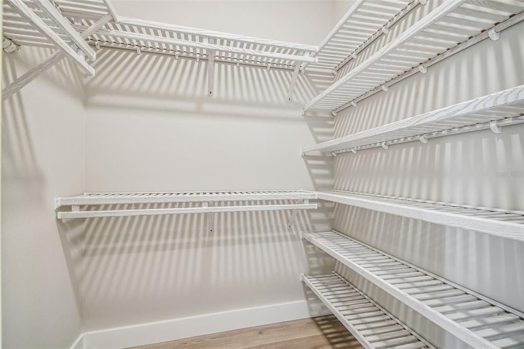 En Venta: $1,199,990 (3 camas, 3 baños, 3087 Pies cuadrados)