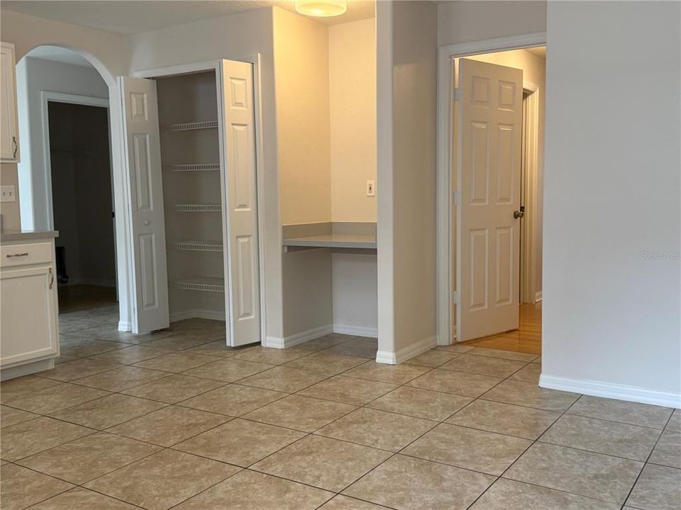 For Rent: $2,600 (3 beds, 2 baths, 1960 Square Feet)