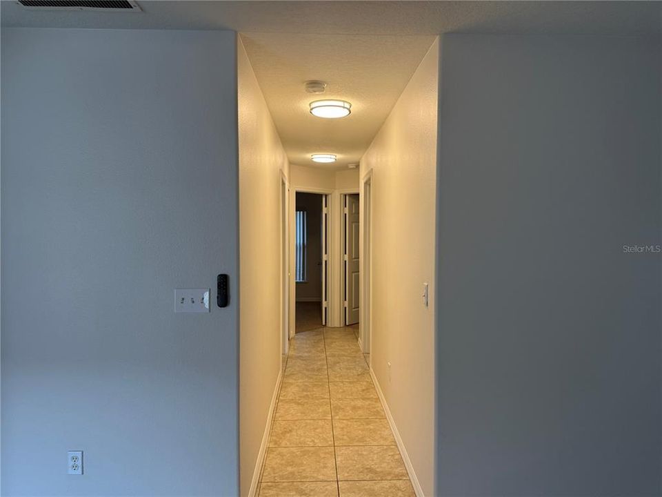 For Rent: $2,600 (3 beds, 2 baths, 1960 Square Feet)