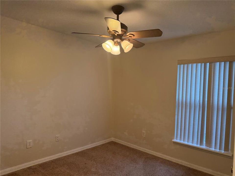 For Rent: $2,600 (3 beds, 2 baths, 1960 Square Feet)