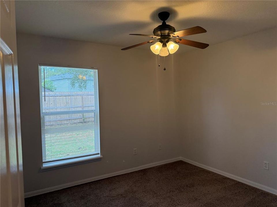 For Rent: $2,600 (3 beds, 2 baths, 1960 Square Feet)