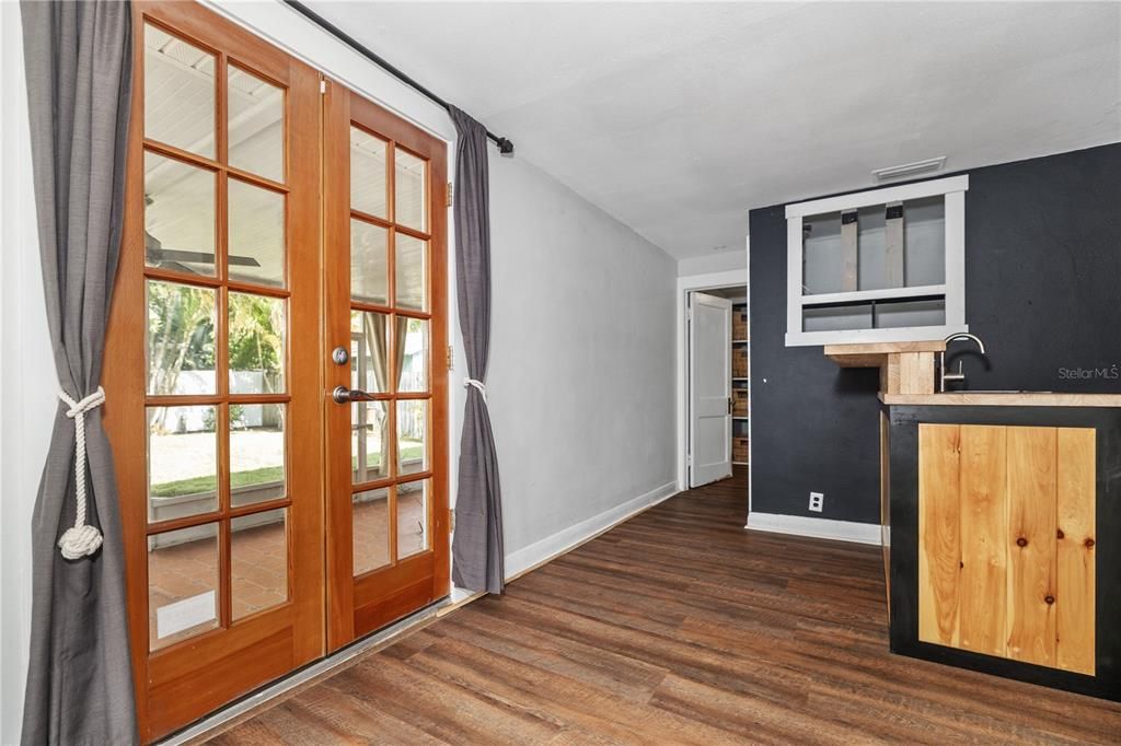 В аренду: $2,300 (3 спален, 2 ванн, 1316 Квадратных фут)