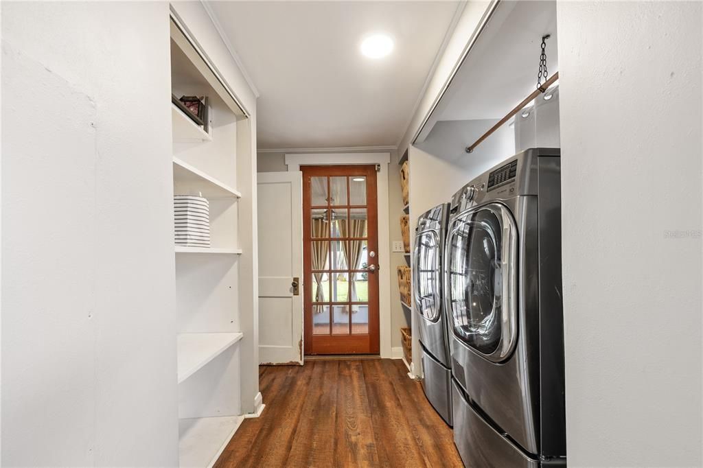 В аренду: $2,300 (3 спален, 2 ванн, 1316 Квадратных фут)