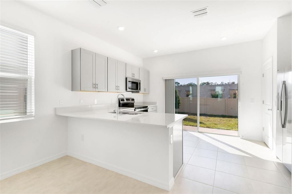 For Rent: $1,800 (2 beds, 2 baths, 1205 Square Feet)