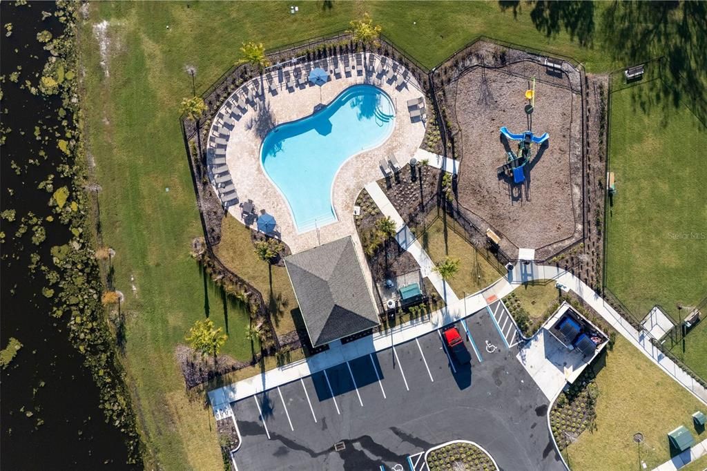 For Rent: $1,800 (2 beds, 2 baths, 1205 Square Feet)