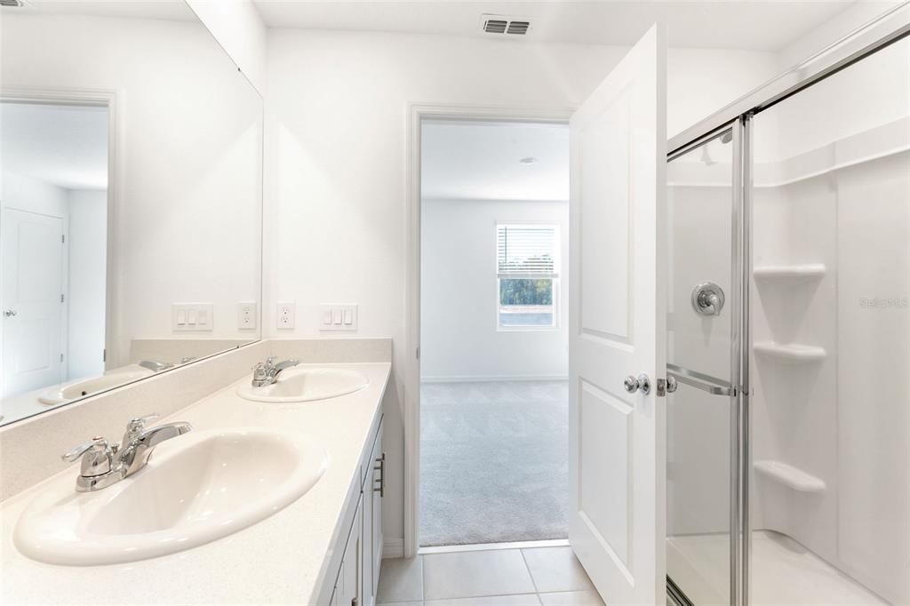 For Rent: $1,800 (2 beds, 2 baths, 1205 Square Feet)