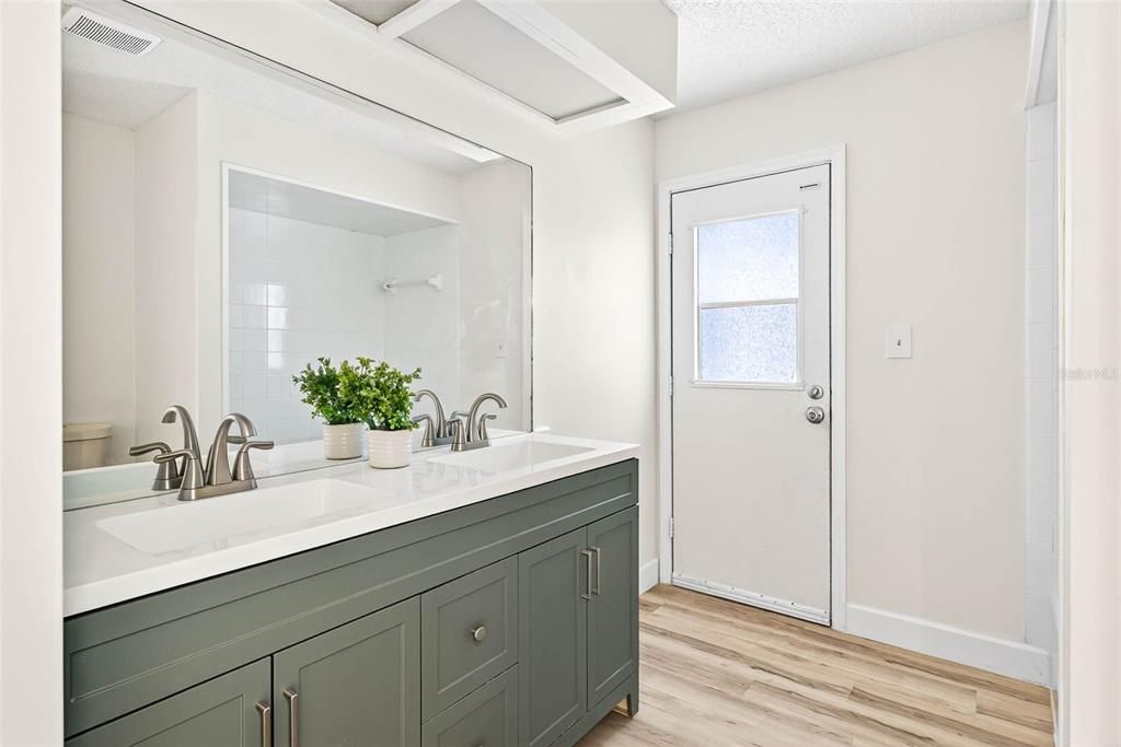 For Sale: $595,900 (3 beds, 2 baths, 2630 Square Feet)