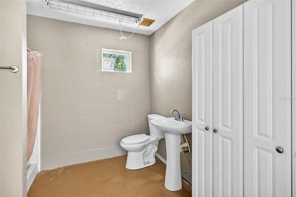 For Sale: $595,900 (3 beds, 2 baths, 2630 Square Feet)