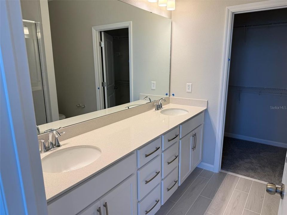 出租: $2,450 (3 贝兹, 2 浴室, 1693 平方英尺)