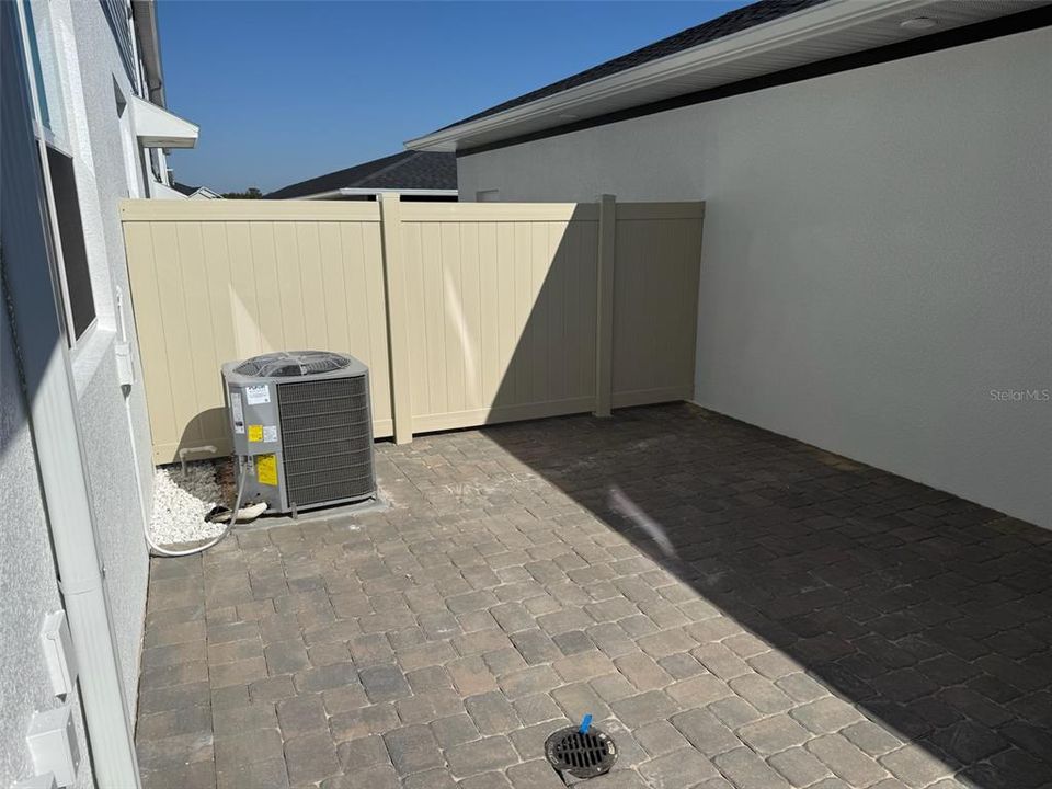 出租: $2,450 (3 贝兹, 2 浴室, 1693 平方英尺)