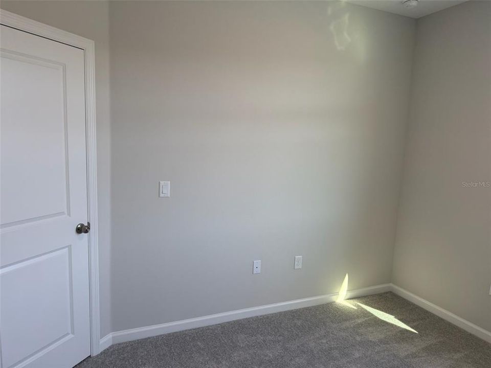 出租: $2,450 (3 贝兹, 2 浴室, 1693 平方英尺)