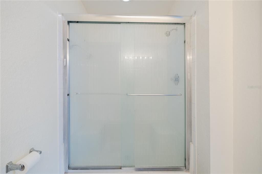 For Sale: $219,900 (2 beds, 2 baths, 1179 Square Feet)